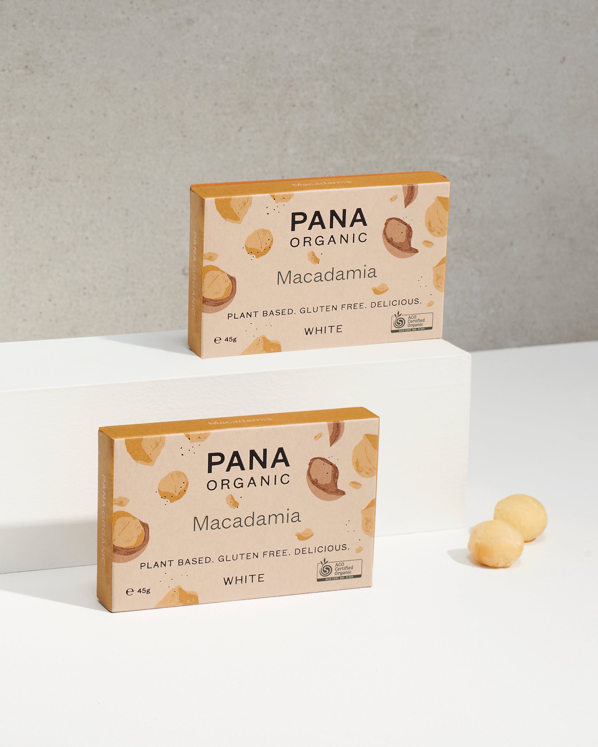 Macadamia White Chocolate 45g